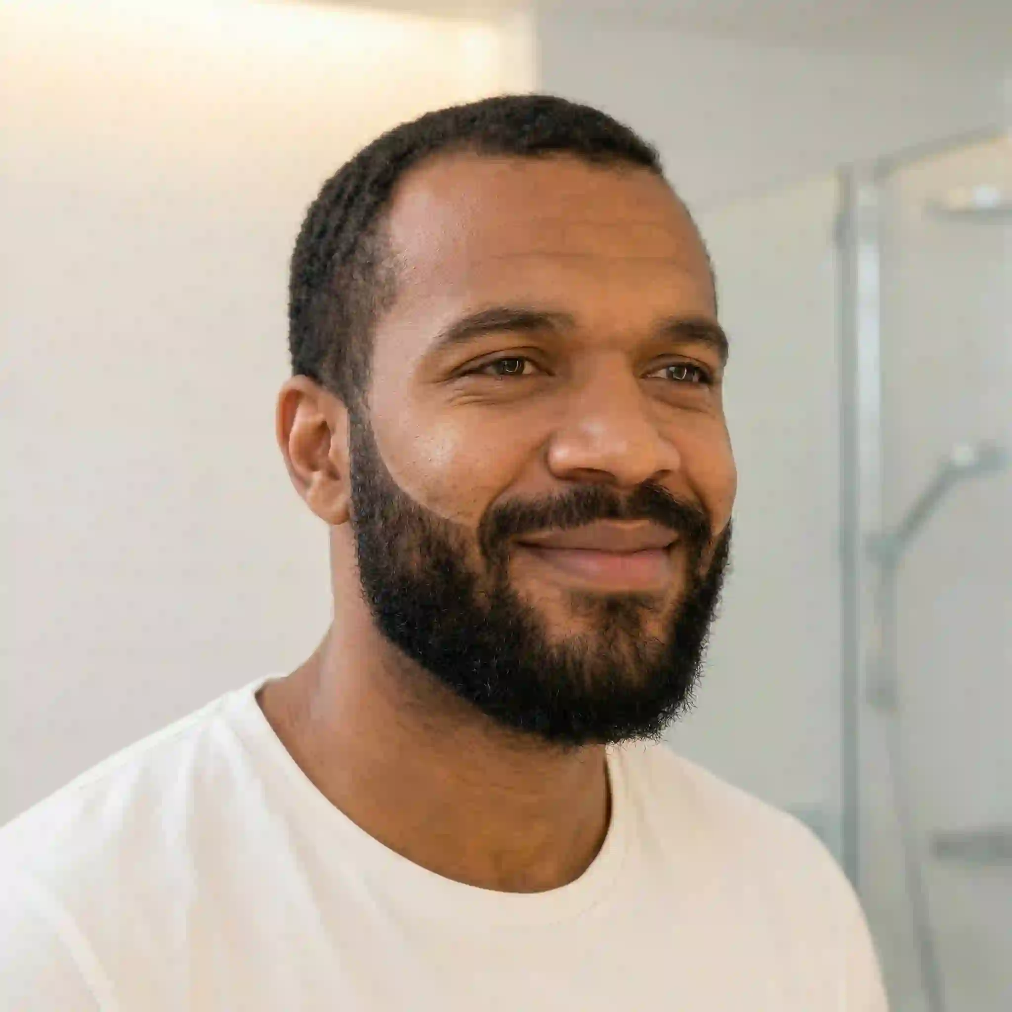 Creating a professional, sharp edge up at home is incredibly easy when you let the straight and curved edges of a high-quality beard liner tool guide your trimmer or razor along your cheeks.