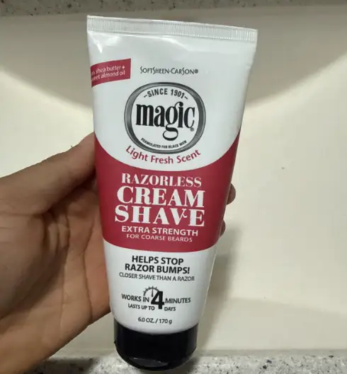 SoftSheen-Carson Magic Razorless Cream Shave is a legendary bald head hair removal cream that works effectively on coarse hair, providing a smooth result and acting as a trusted hair removal cream for bald head maintenance.
